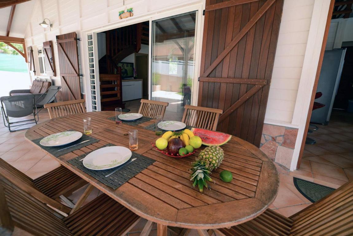 Villa Sohalia Climatisee, Piscine Et Jardin A 5Mn De La Plage Le Diamant Exterior photo